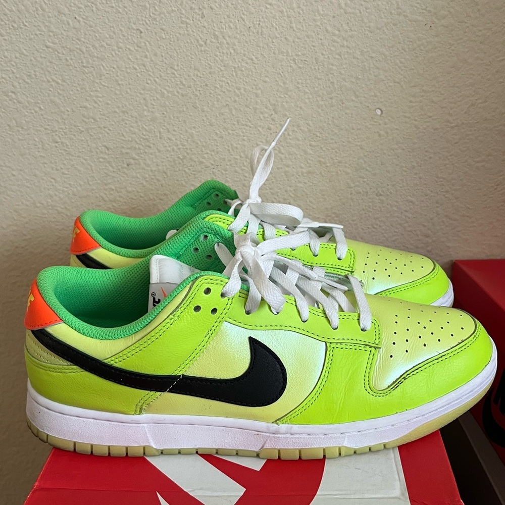 Nike Dunk Low SE